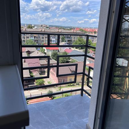 Vip Квартира В Центрі М. Івано-Франківськ Esterno foto